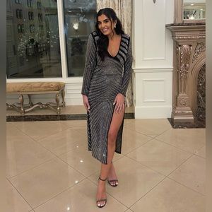 AKIRA | Dresses | Akira Diamond Stunning Midi Dress With Slit | Poshmark
